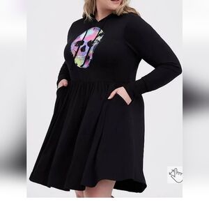 Torrid Plus Size 2 X HOODED SKATER DRESS - SUPER SOFT SKULL BLACK NWT